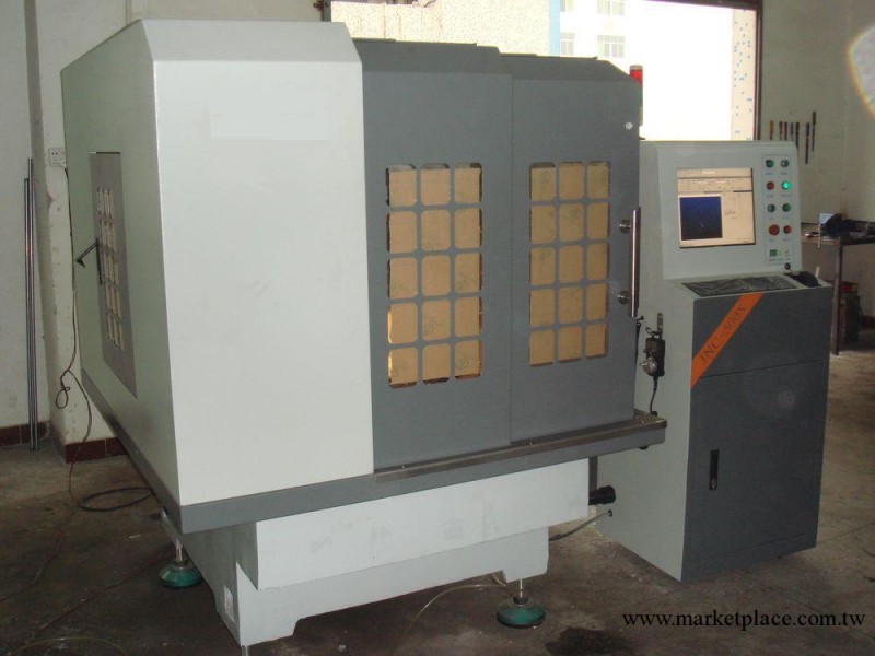 CNC五金雕銑機，小新數控CNC雕銑機-十年臺灣技術，品質有保障工廠,批發,進口,代購