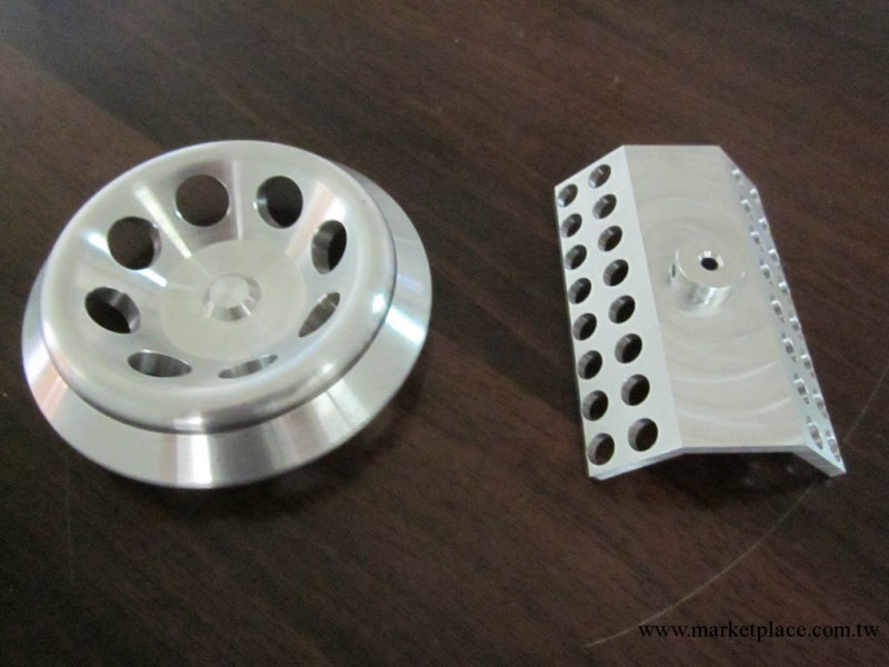 CNC精密零件批量加工工廠,批發,進口,代購