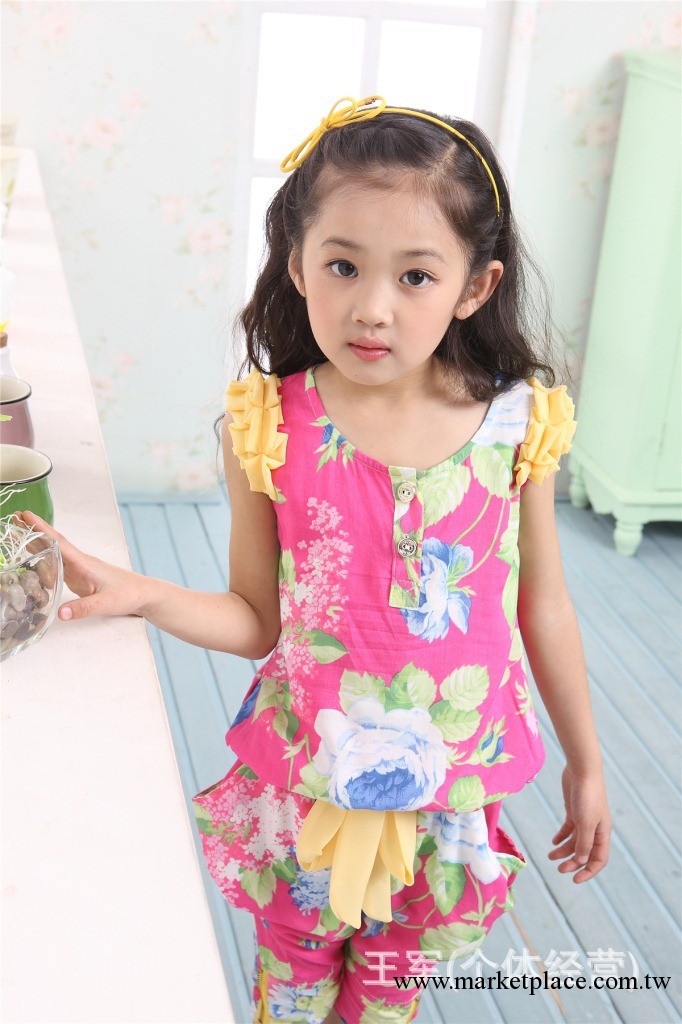 娜伲熊品牌童裝女童2013夏裝新款套裝兒童無袖韓版碎花休閑兩件套工廠,批發,進口,代購