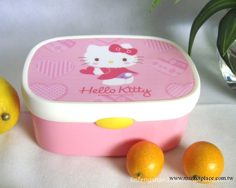 供應2012新款 Hello Kitty 翻蓋塑料飯盒工廠,批發,進口,代購