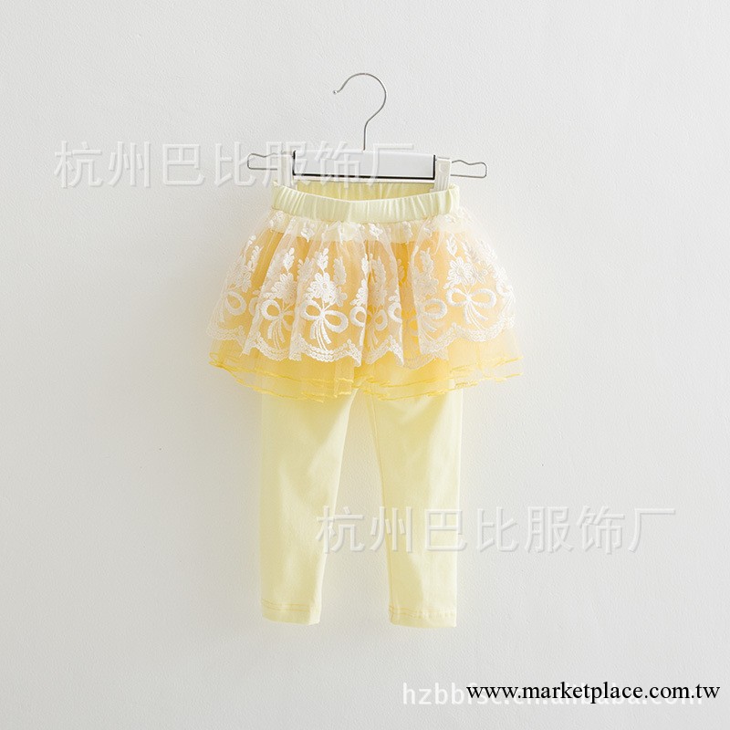 《2013新款》時尚韓版蕾絲拼接女童蓬蓬七分打底褲 童裝批發工廠,批發,進口,代購