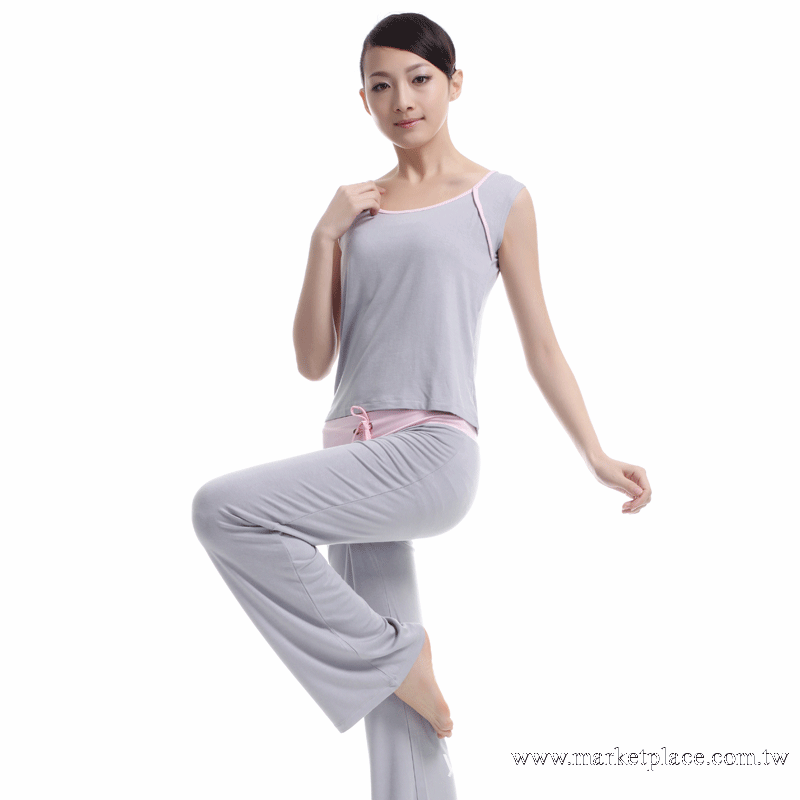 苑人王 韓日版青春時尚正品大碼韓版瑜伽服健身服套裝032批發・進口・工廠・代買・代購