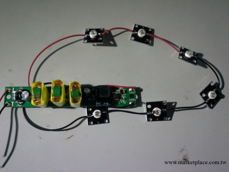 批量供應優質各款中、高檔汽車大功率霧燈、日行燈、夜行燈等燈具工廠,批發,進口,代購