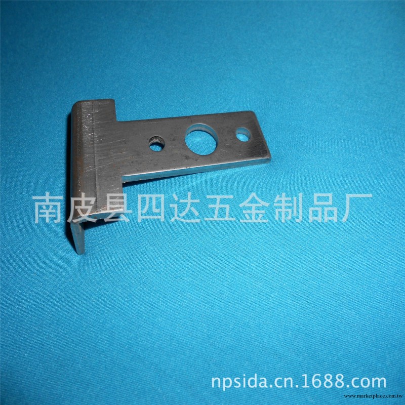 供應汽車五金配件 五金沖壓件 鐵質沖壓件 質量優價格低工廠,批發,進口,代購