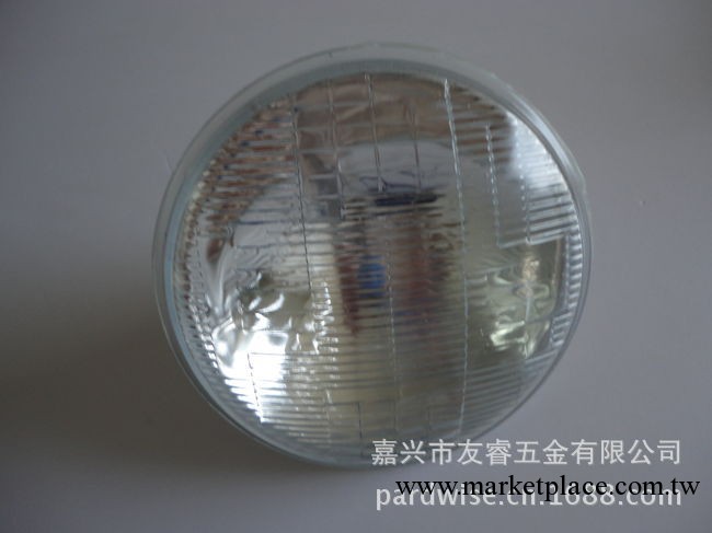 供應汽車射燈，霧燈，大前燈，貨車大燈，霧燈工廠,批發,進口,代購