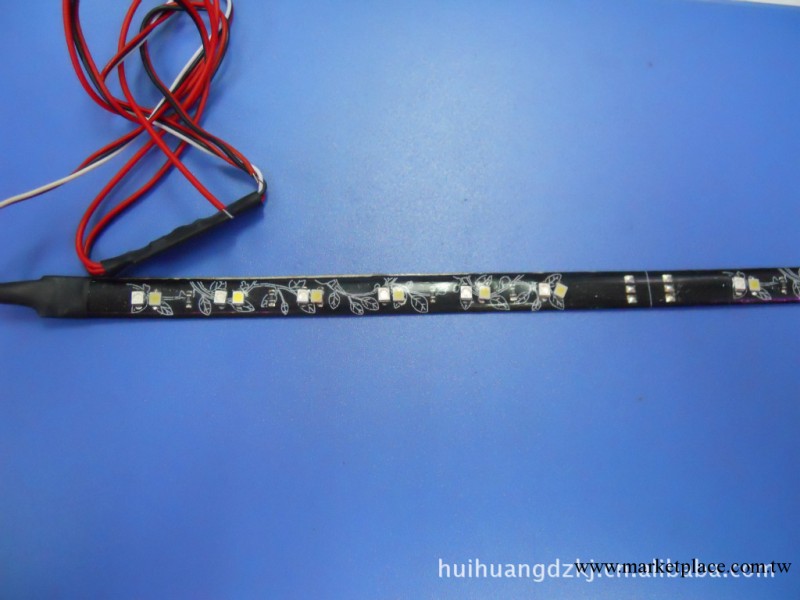大量供應12V，汽車，摩托車燈條。30CM，樹葉燈條工廠,批發,進口,代購