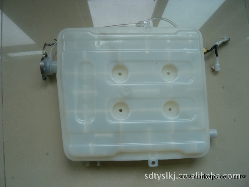 山東濟南供應汽車副水箱（生產廠傢）工廠,批發,進口,代購