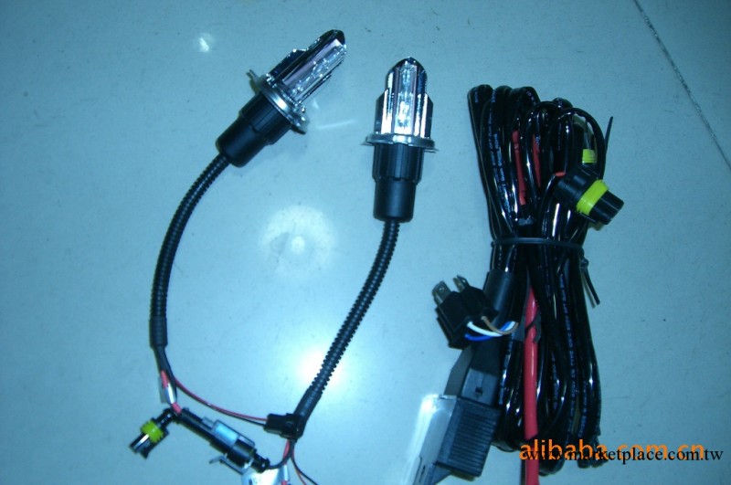 HID燈泡 廠傢批發供應H4燈泡  汽車改裝H4擺角氙氣燈   色溫齊全工廠,批發,進口,代購