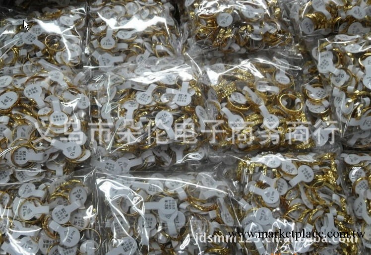 浪漫情侶 戀愛戒指指環飾品批發 廠傢直銷 地攤銀幣戒指 江湖飾品工廠,批發,進口,代購