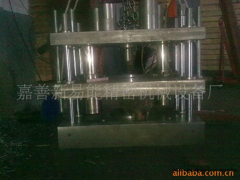 雙金屬襯套，摩擦焊襯套，連桿襯套整形模具，氮氣缸整形工廠,批發,進口,代購