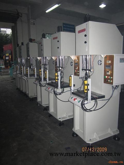 壓制整形油壓機，400噸三梁四柱液壓機工廠,批發,進口,代購