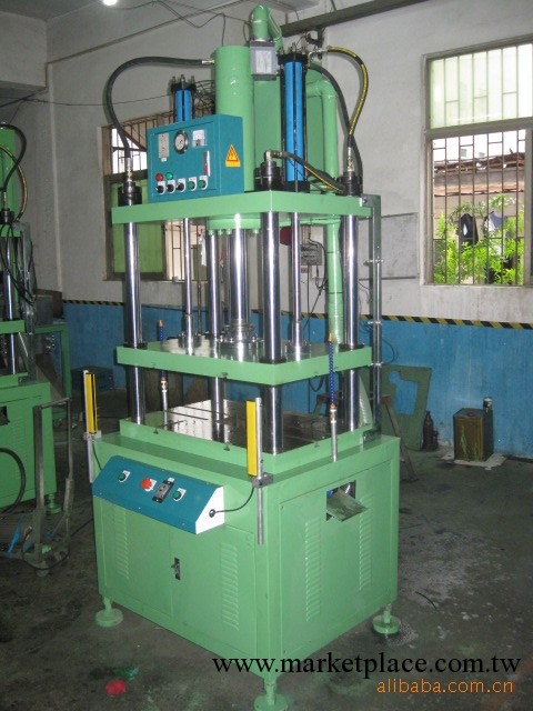 平價銷售遼寧四柱油壓機，非標訂制四柱油壓機，四柱油壓機報價工廠,批發,進口,代購