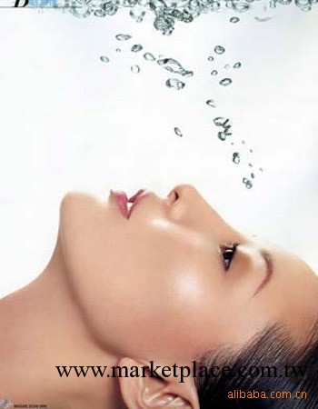 化妝品 精華液 爽膚水 保濕水 抗過敏 美白 活膚批發・進口・工廠・代買・代購
