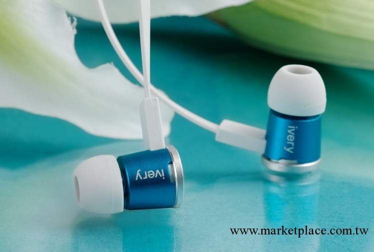原裝正品聆動iv-2金屬立體聲入耳式MP3/4/iPod手機電腦面條耳機工廠,批發,進口,代購