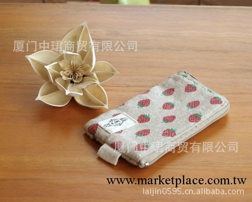 日式zakka雜貨 傢居飾品 DIY棉麻草梅拉鏈手機包 iphone4S手機包工廠,批發,進口,代購