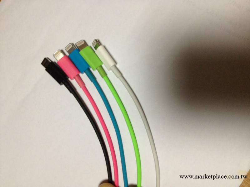 蘋果5代彩色數據線 彩色iphone5數據線 高仿彩色蘋果5充電傳數據工廠,批發,進口,代購