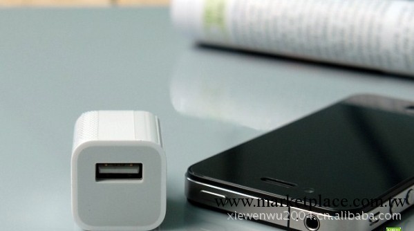 蘋果綠點充電器iphone4/4s/3gs/touch4/iPod配件工廠,批發,進口,代購