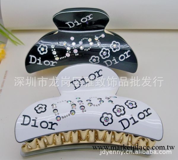 韓版飾品 D字壓克力水鉆發夾 抓夾工廠,批發,進口,代購