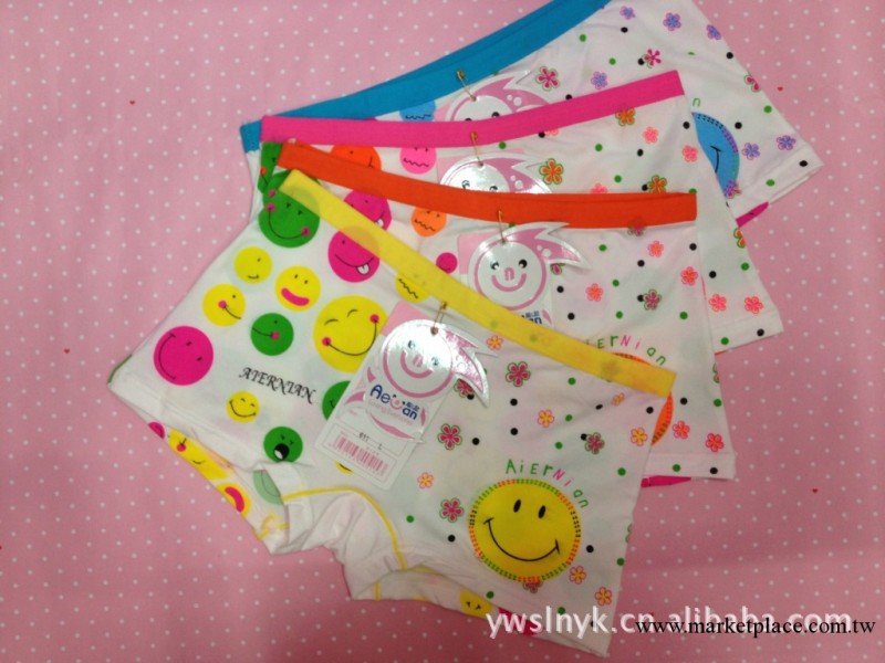 2013最新款611笑臉兒童內褲批發 莫代爾女童平腳褲 有碼數工廠,批發,進口,代購