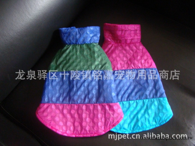 成都銘嘉寵物服飾廠供應寵物衣服狗衣服棉衣服裝寵物用品批發工廠,批發,進口,代購