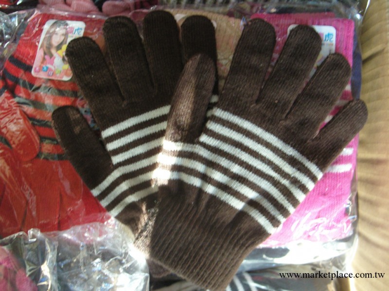 手套批發整單正品手套 庫存便宜批發 女士保暖手套條紋漂亮批發・進口・工廠・代買・代購