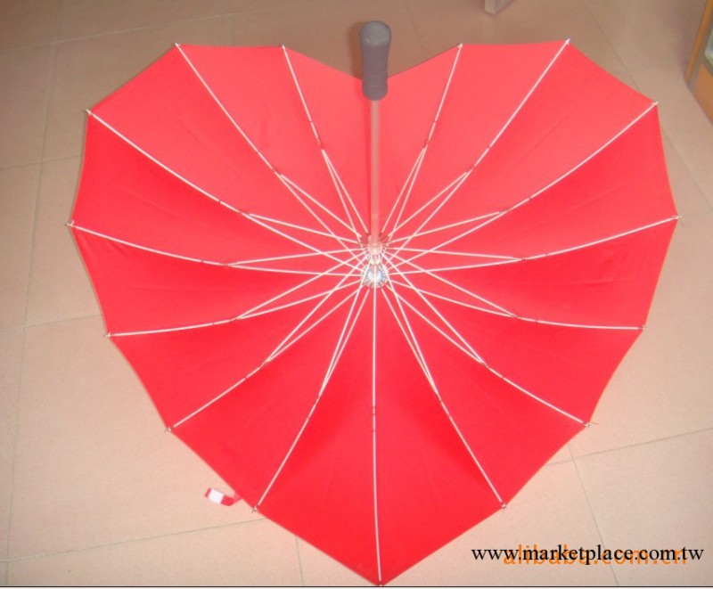 供應上海訂做雨傘 心形雨傘 新娘傘 結婚用傘 紅心傘 創意傘批發・進口・工廠・代買・代購