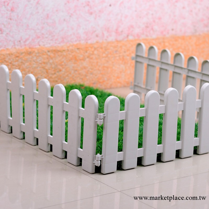 園藝用品圍欄塑料籬笆隔斷柵欄塑料圍欄工廠,批發,進口,代購