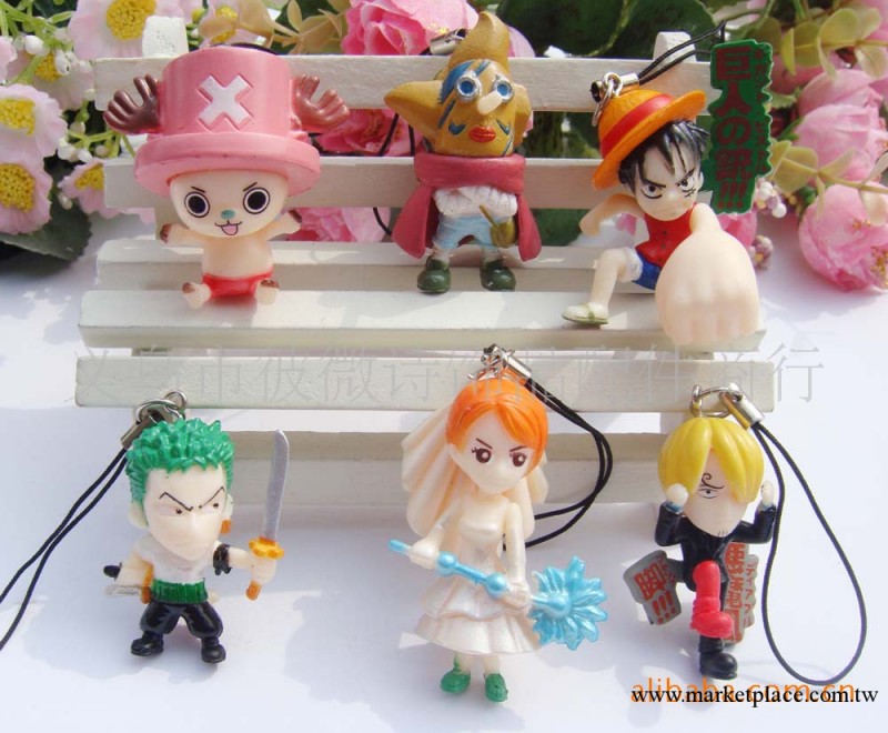 海賊王喬巴路飛手機掛件~婚慶禮品~格子鋪貨源~情侶飾品工廠,批發,進口,代購