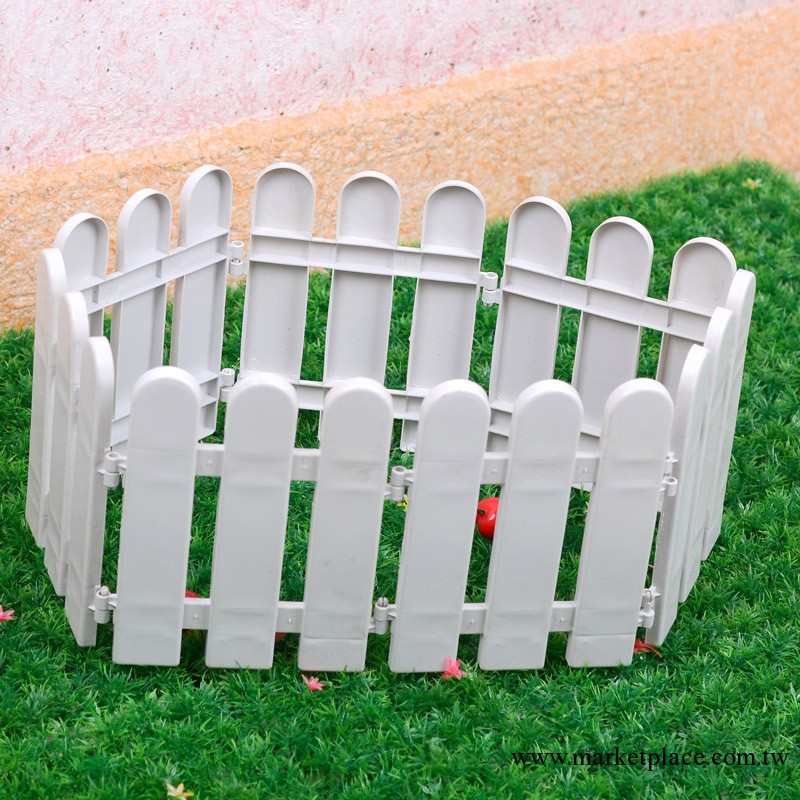 園藝用品圍欄塑料籬笆隔斷柵欄塑料圍欄工廠,批發,進口,代購