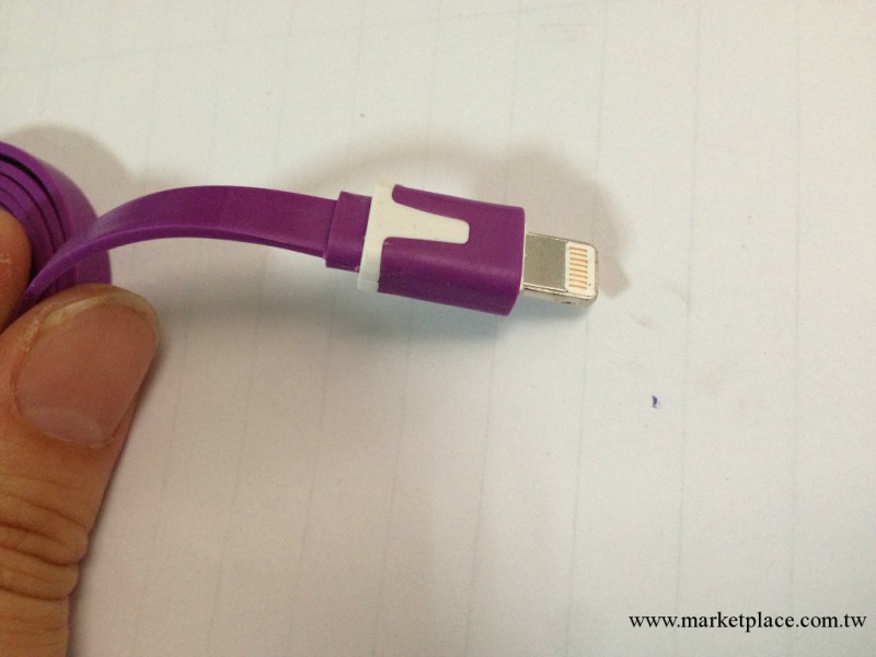 5代雙色小面條數據線 5代面條線 iphone5扁線數據線 蘋果5小面條工廠,批發,進口,代購