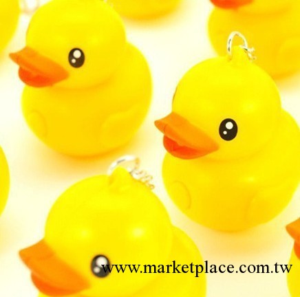韓國黃鴨LED發聲鑰匙扣 發聲帶電筒 嘎嘎叫的兒童玩具小鴨子2903工廠,批發,進口,代購
