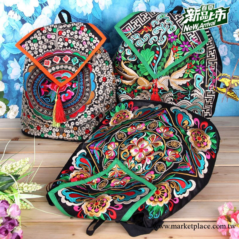 2013女士時尚休閑包女包 民族風重工刺繡 雙肩包 中號背包 9817工廠,批發,進口,代購