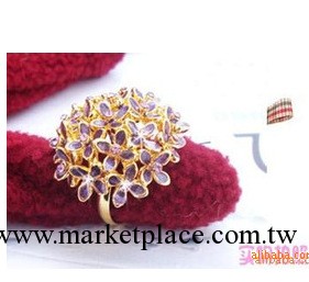 B485特價促銷韓國韓版飾品批發熱賣紫色四葉花花束明星戒指指環工廠,批發,進口,代購
