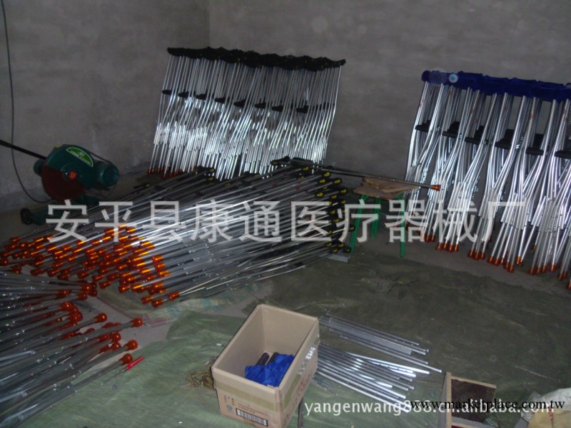 【市場暢銷】廠傢供應各種材質優質醫用拐杖 鋁合金拐杖工廠,批發,進口,代購