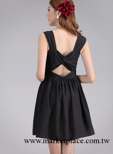 2013新款韓版無袖露背露肩修身吊帶裙黑色連衣裙工廠,批發,進口,代購