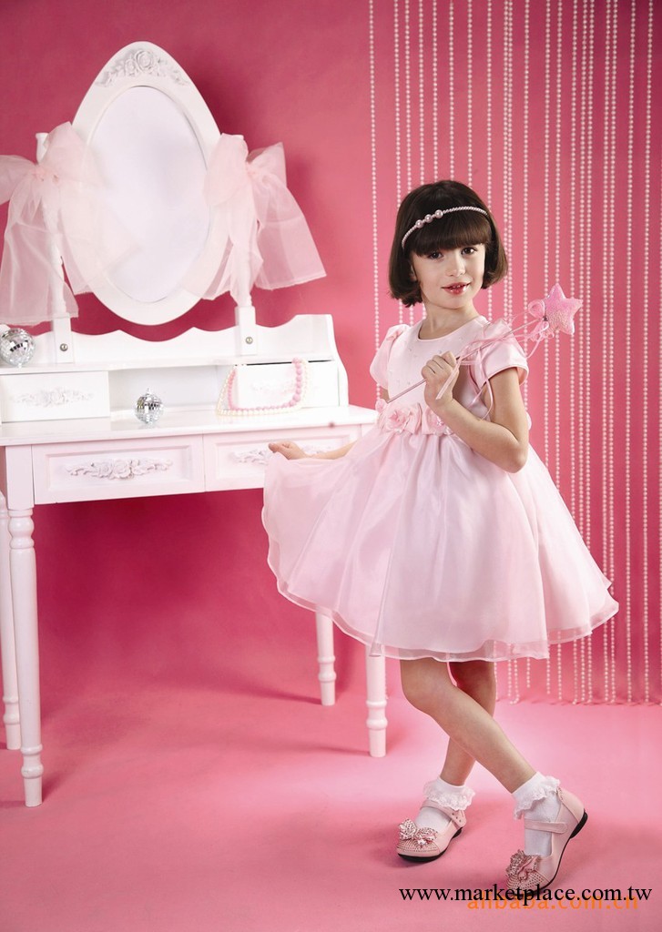 害羞公主廠傢直供 2011新款SH9012三朵花高貴兒童婚紗裙工廠,批發,進口,代購