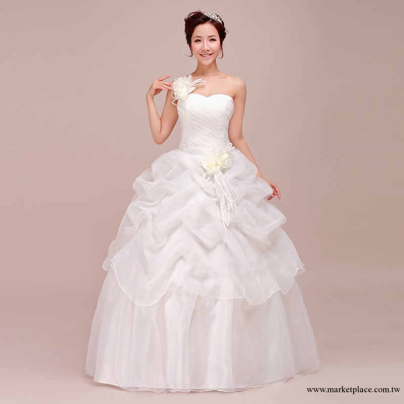 婚紗禮服最新款2013 韓版甜美公主齊地斜肩 新娘單肩吊帶花朵婚紗工廠,批發,進口,代購