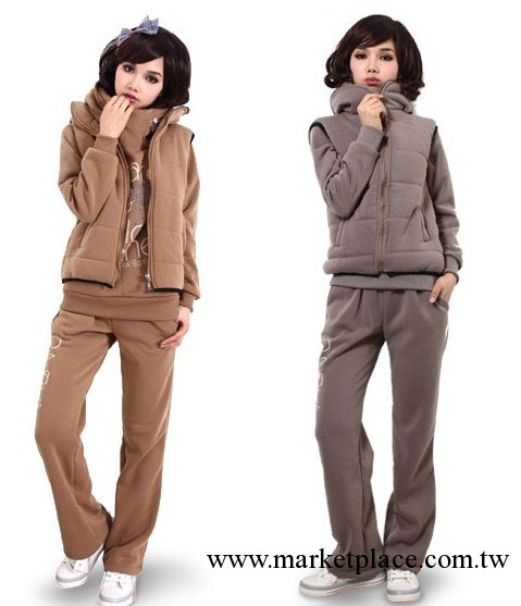 2012韓版新款秋裝女裝 加厚外套 運動休閑套裝 三件套套裝工廠,批發,進口,代購