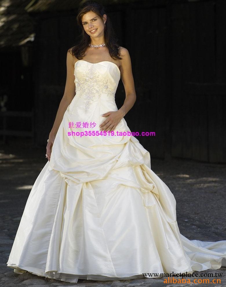 bridal gown 大裙擺婚紗 WLF241工廠,批發,進口,代購