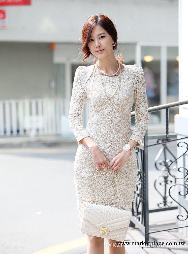 正版韓版女裝 2013新款連衣裙 蕾絲長袖連衣裙 蕾絲連衣裙 女工廠,批發,進口,代購