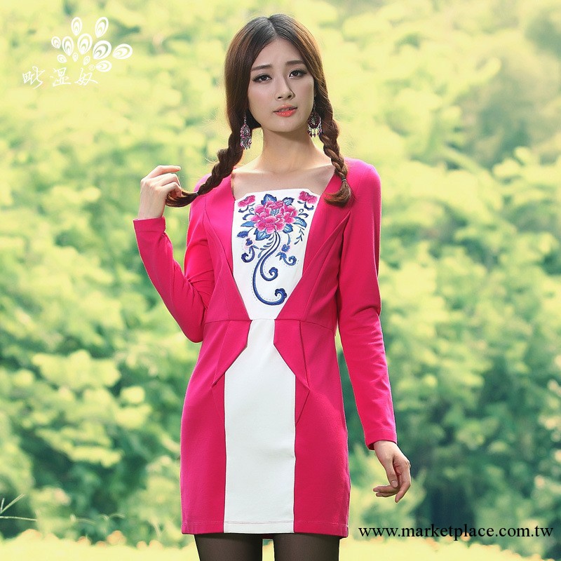 2013秋季女裝新款長袖連衣裙 秋女裝修身顯瘦繡花打底連衣裙9085工廠,批發,進口,代購