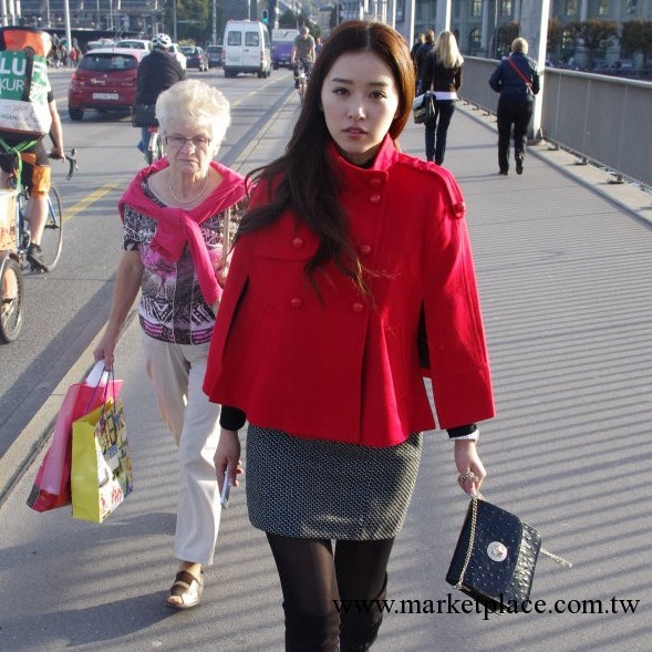璀璨人生葉琳同款 秋冬新韓版外套鬥篷型紅色毛呢短款小風衣外套工廠,批發,進口,代購