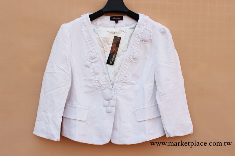 庫存女式小西裝 純白色鑲花邊泡泡袖小西裝外套批發・進口・工廠・代買・代購