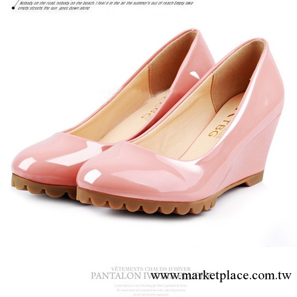 2013新款女高跟鞋 漆皮甜美韓版女士坡跟時尚單鞋 女鞋批發工廠,批發,進口,代購