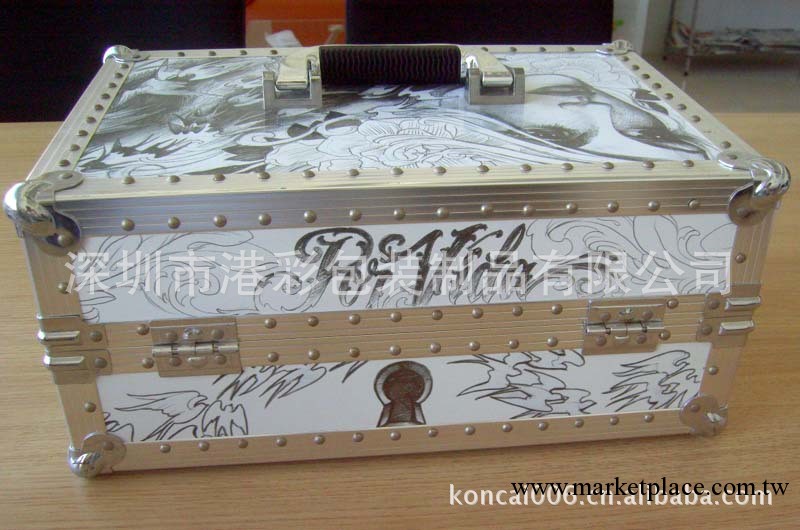 日本卡通鋁合金手提化妝箱（2012新款）工廠,批發,進口,代購