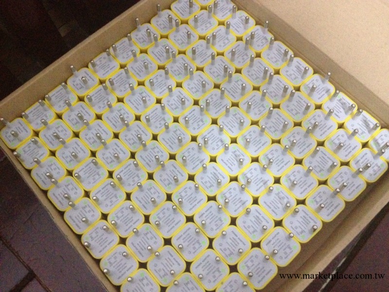 批發 蘋果綠點充電頭移動電源充電器IPHONE4S手機 USB充電器 美規工廠,批發,進口,代購
