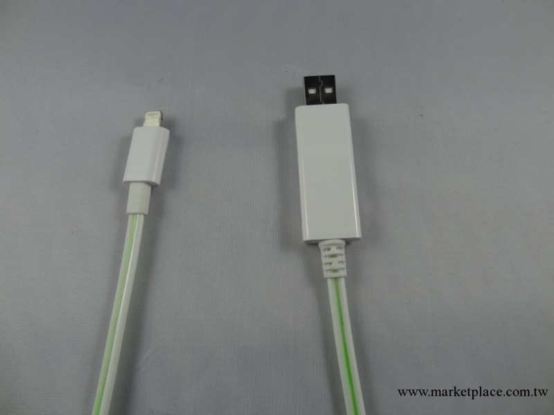 直銷 Iphone5發光線 蘋果5發光數據線 蘋果發光線廠傢工廠,批發,進口,代購