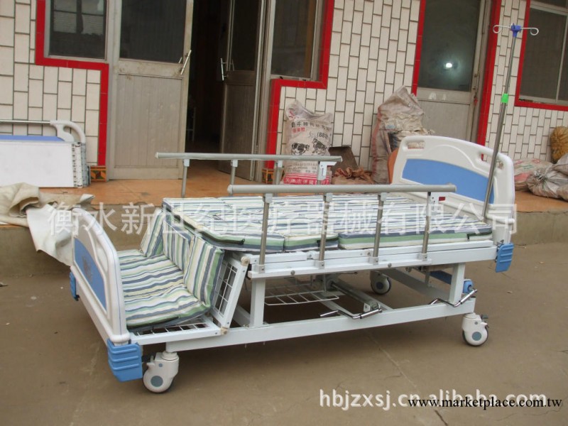 醫用病床，傢用護理床，多功能翻身床，康復電療床，醫療器械工廠,批發,進口,代購