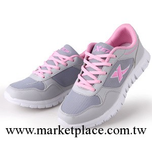 新款女鞋鴻星爾克女士運動鞋 超輕耐磨女式跑步鞋 網面女鞋8320工廠,批發,進口,代購