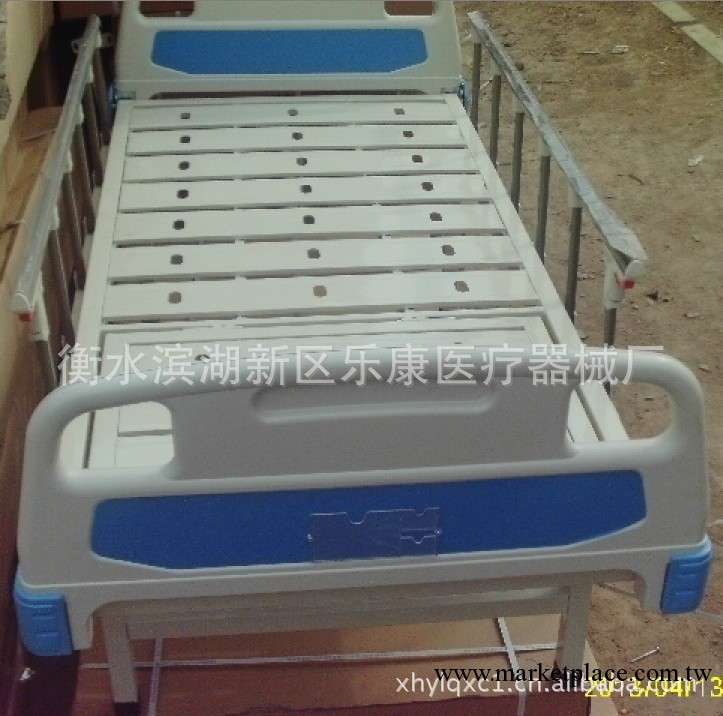 醫用病床 鋼制噴塑 單搖病床 多功能翻身床 護理床工廠,批發,進口,代購